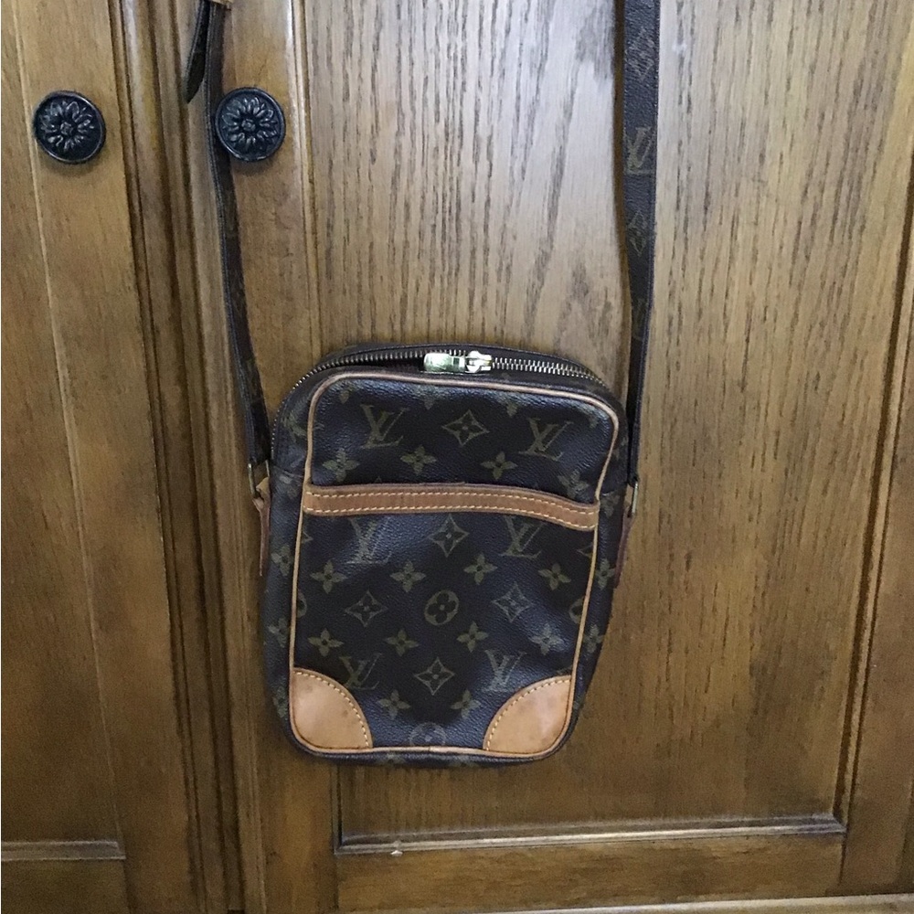 Louis Vuitton Danube PM Vintage LV Monogram Crossbody Purse